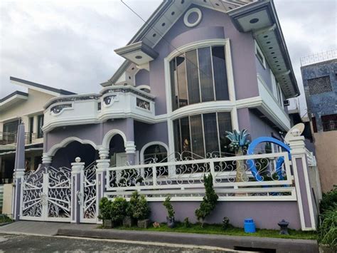 Pallas Athena Executive Village 2 Story House For Sale in Imus .